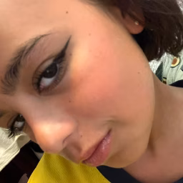 Chlowi Make Up
