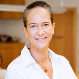 Zahnärztin Dr. Andrea Jacob