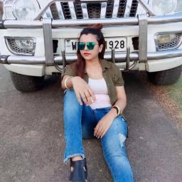 Falak Naaz