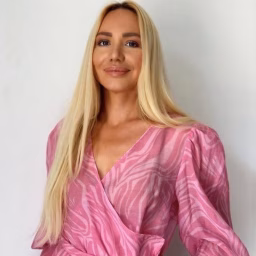 Très Chic