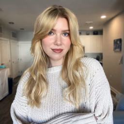 Louise ASMR