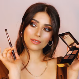Alyna Makeup