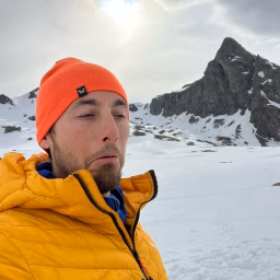 Oriol Mountaineer