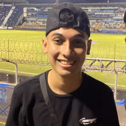 Kike Yanes11