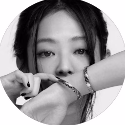 ​@𝐒𝐚𝐤𝐮𝐫𝐚.𝐇𝐚𝐫𝐮𝐤𝐚_♡