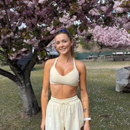 Holly Brooks
