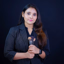 Savi Singh Makeup Looks