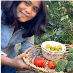 Backyard Edible Garden & Los Angeles Living