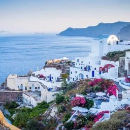 I love traveling in Greece