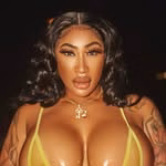 YANIQUE.L.H