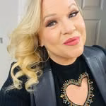Holly Rowe