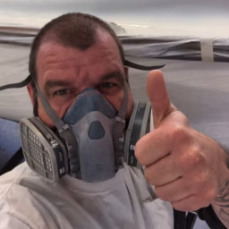 Boat painting & restoration with Frankie Bushong