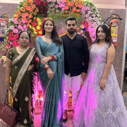 Veena Arora Family