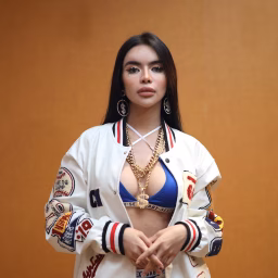 Queen Manica Money