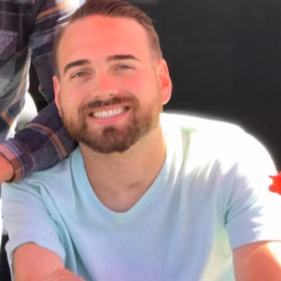 Blake Browning (BlakeBrowning10)