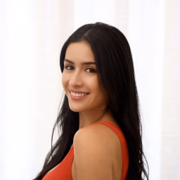 Cristal Valdes